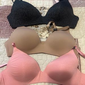 Victorias Secret Tshirt Bra No Wire 36B